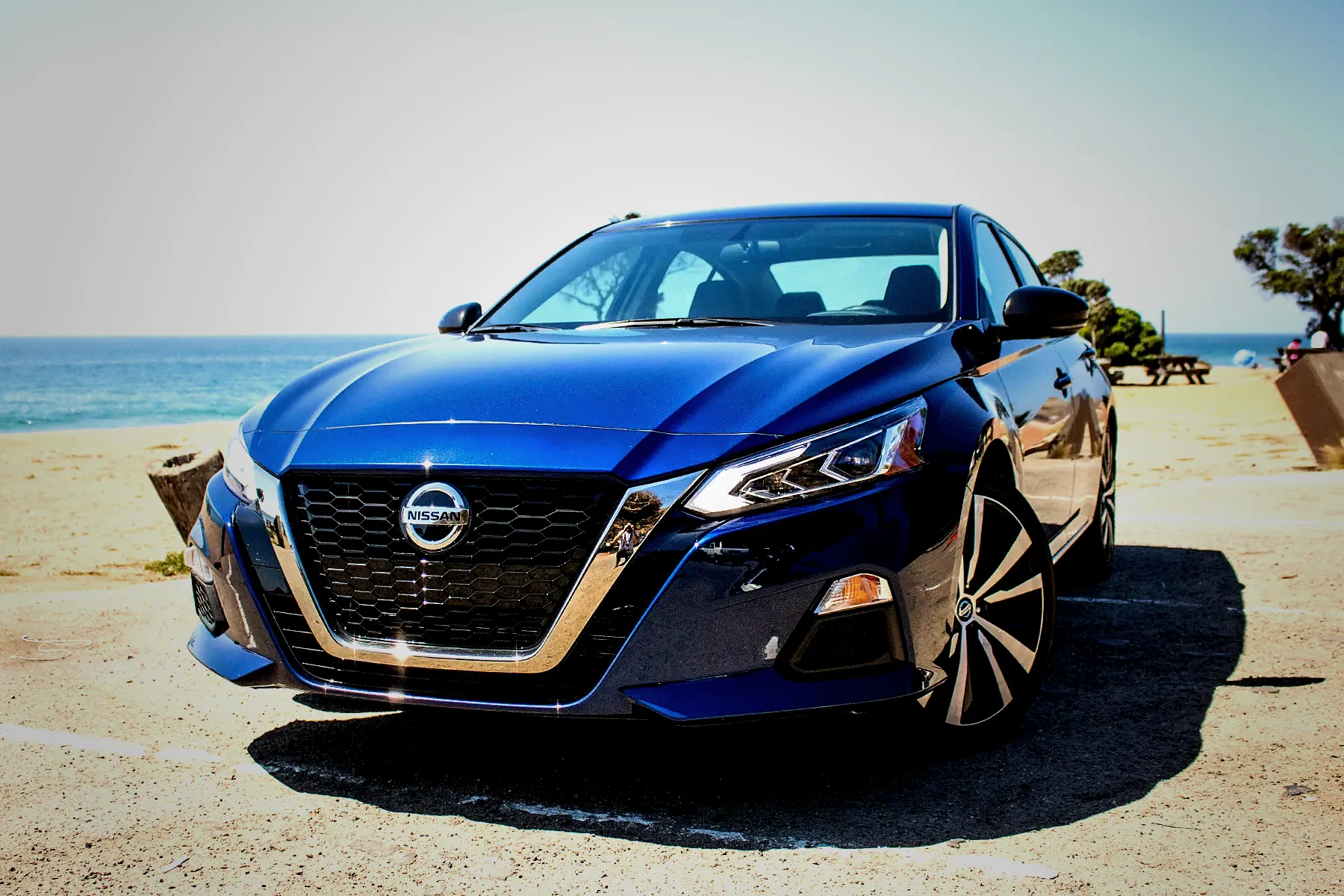 34 Yıllık Efsane Nissan Modeli Üretimini Durdurdu - OtonomHaber
