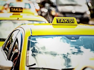 İstanbul Taksilerinde Yeni Yaş Sınırı Uygulaması ve Kurallar - OtonomHaber