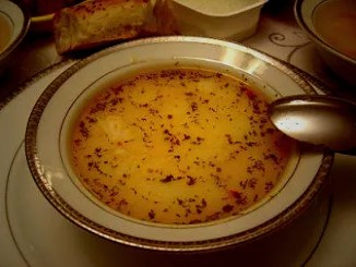 Tavuklu Şehriye Çorbası Tanımı - OtonomHaber