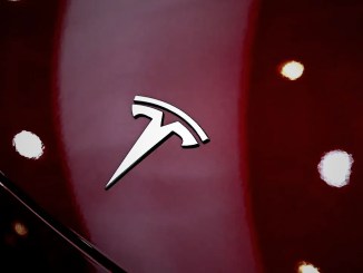 Tesla Gelirlerini Artırdı Ancak Nakit Akışında Sıkıntı Yaşıyor - OtonomHaber