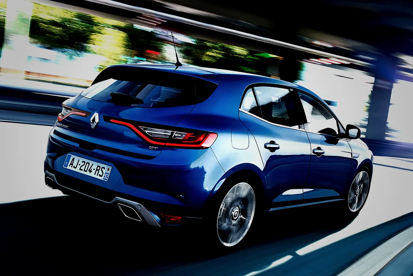 En Az Yakan Otomobiller: Yakıt Cimrisi Bütçe Dostu Renault ve Toyota Dışında Seçenekler - OtonomHaber