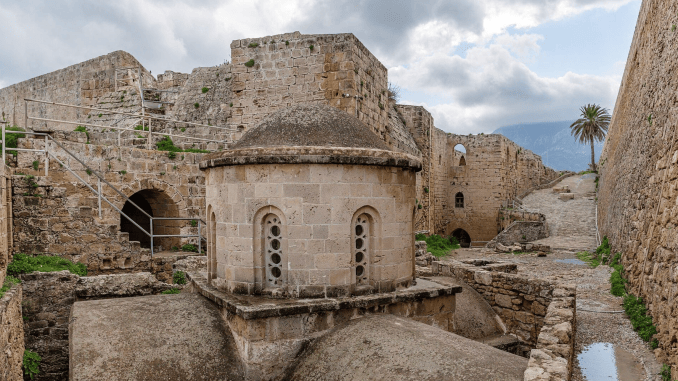 Kuzey Kıbrıs'ta Araç Kiralama: Adım Adım Rezervasyon - OtonomHaber