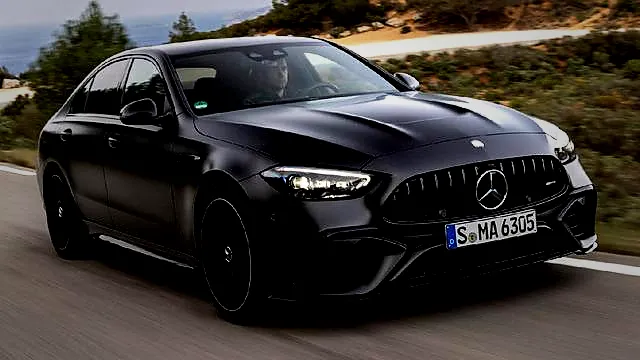 Mercedes-AMG C63 Geri Dönebilir: Benzinli ve Elektrikli Seçenekler Gündemde - OtonomHaber